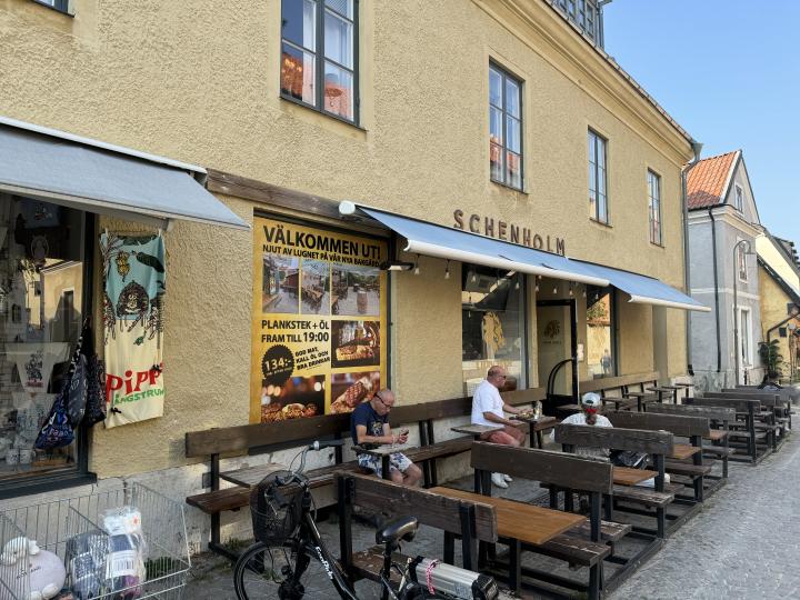 Adelsgatan 33